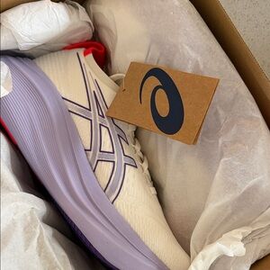 NWT - ASICS Nimbus 27 Tokyo